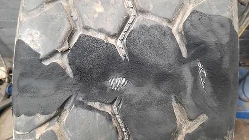 Retread join repair, original photograph 3